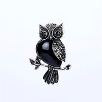 Retro Style Silver Plated Owl Pendant with beautiful polished stone inlay.