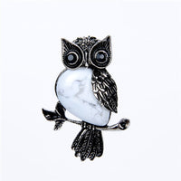 Retro Style Silver Plated Owl Pendant with beautiful polished stone inlay.